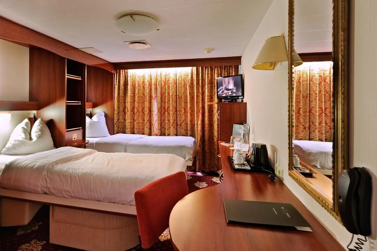 Hotelships Holland Kolín nad Rýnem